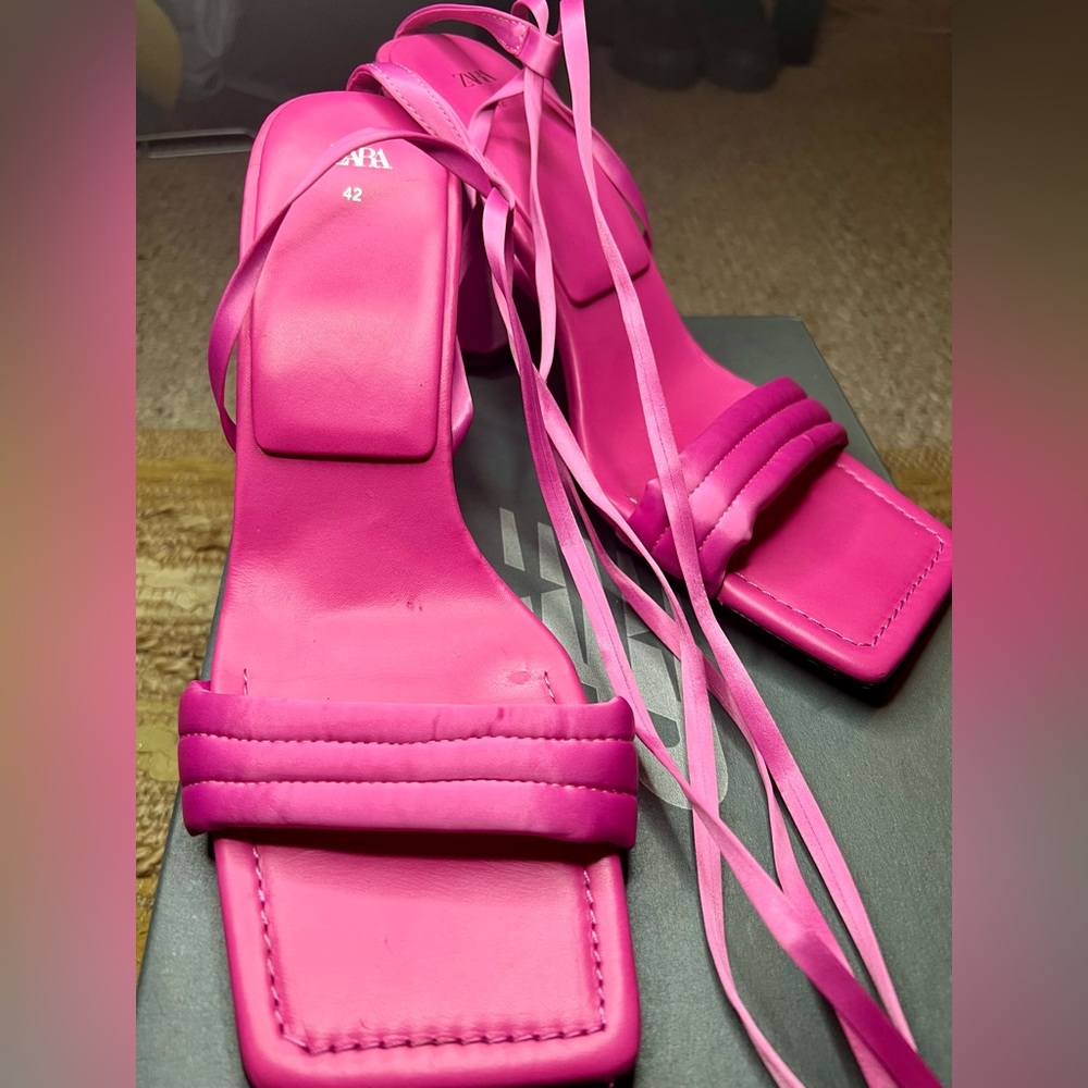 Zara Geometric Heeled Satin Sandals - Picture 12 of 16